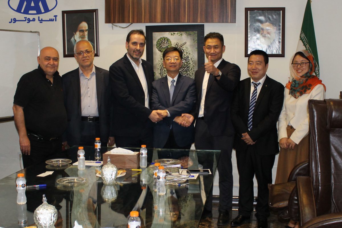 عقد قرارداد همکاری گروه خودروسازی آسیا موتور با گروه خودروسازی GINGGUANG چین